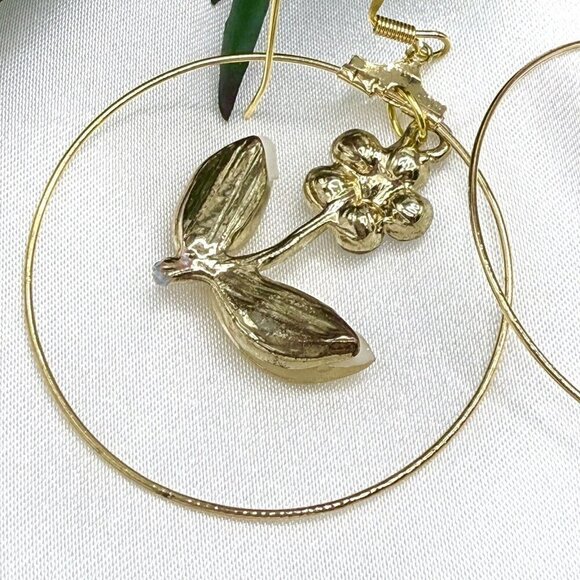 Reimagined Rhinestones and Flowers Hoop Earrings - Picture 4 of 6